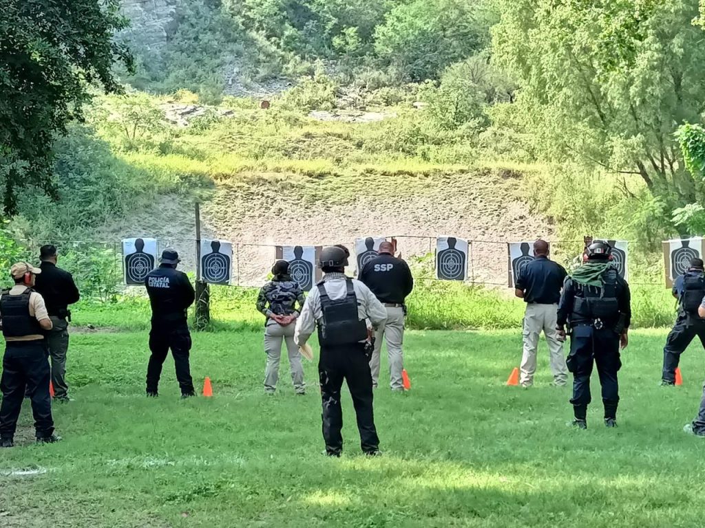 Instructores de la SSP se actualizan para garantizar formación de nuevos policías