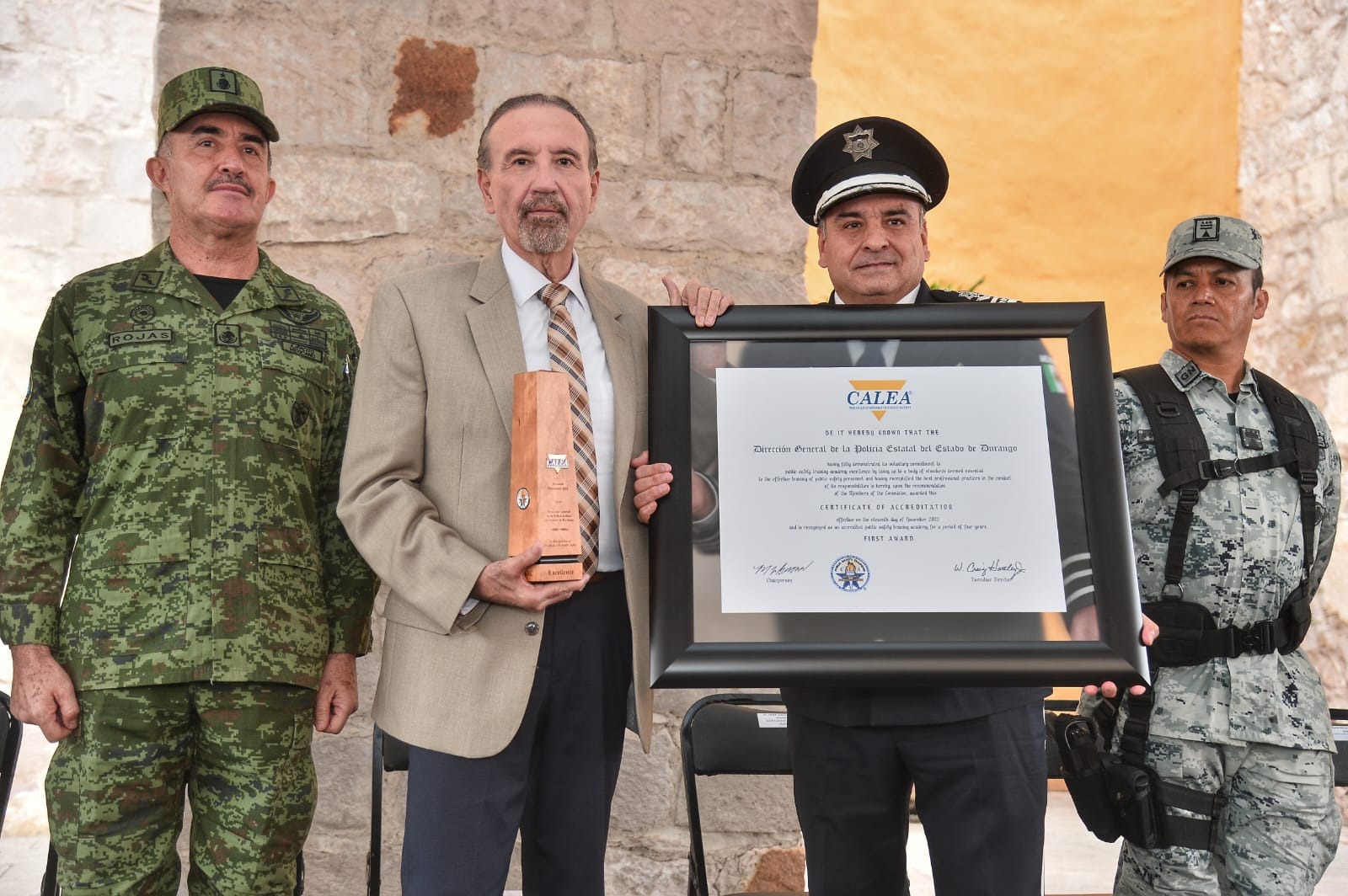 Logra Durango Certificación Tri-Arc CALEA a Polícia Estatal, Re-certificación a C5 e ISSPE.